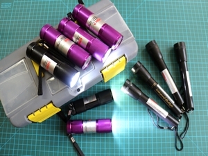 Lot de 10 mini-lampes torches